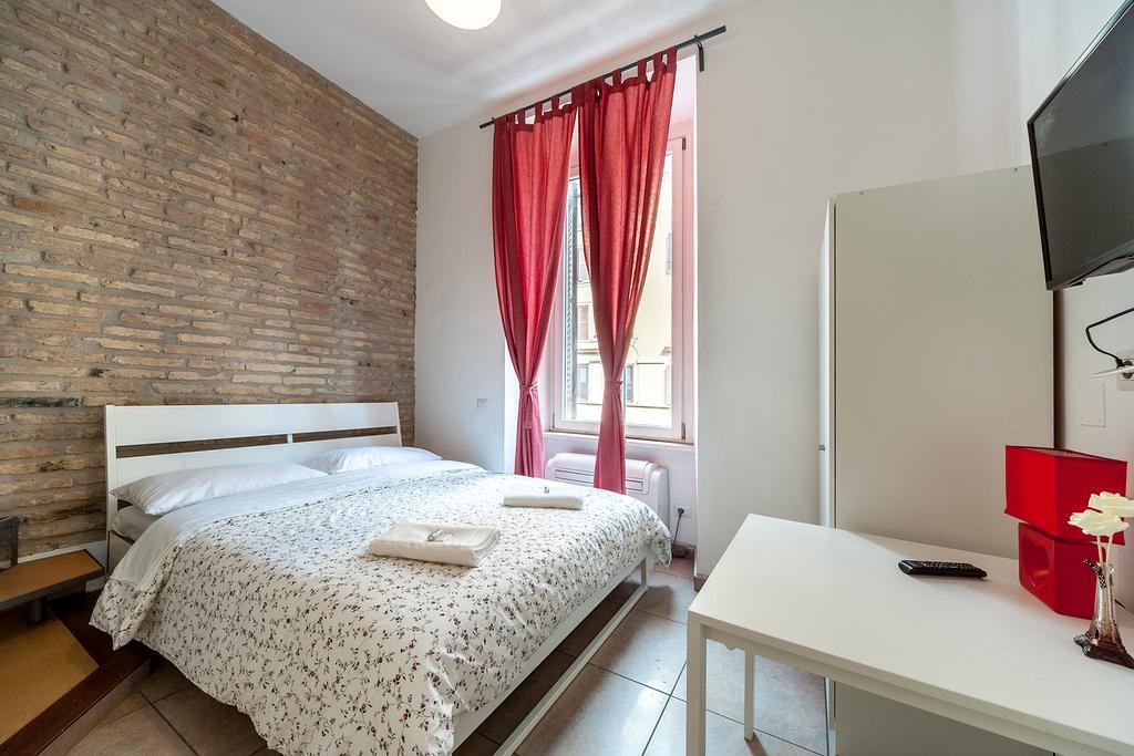 Sasa House Hotel Rome Exterior photo