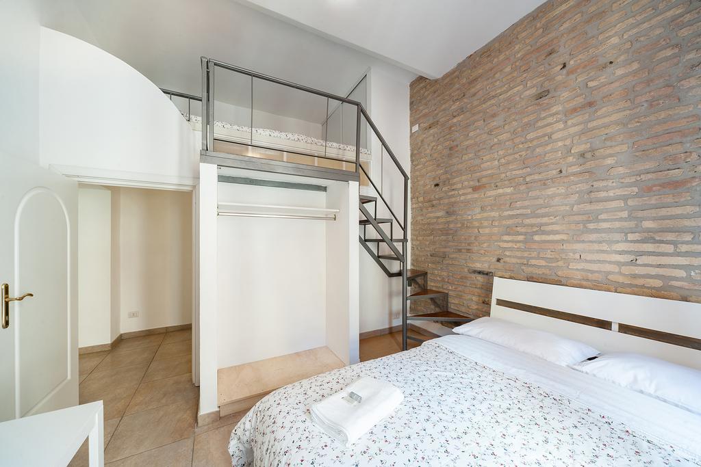 Sasa House Hotel Rome Exterior photo